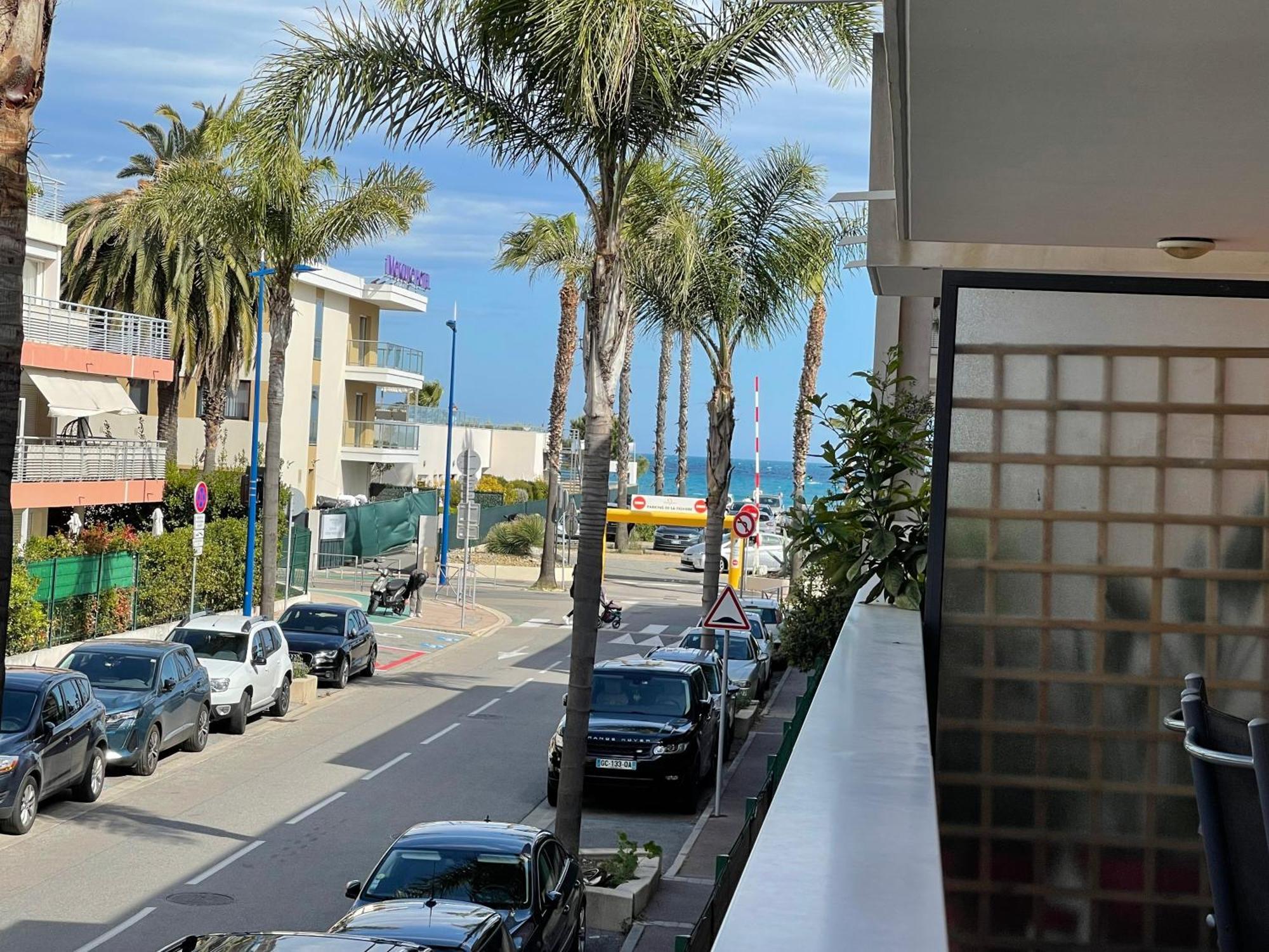 Villeneuve Loubet Plage- Entre Nice Et Cannes Villeneuve-Loubet Exterior foto